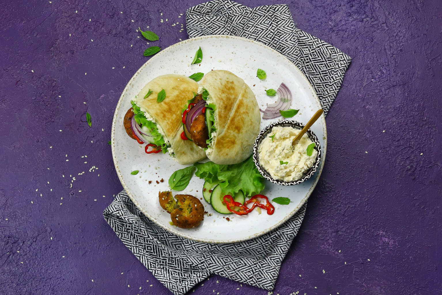 Pita végétarien avec falafel