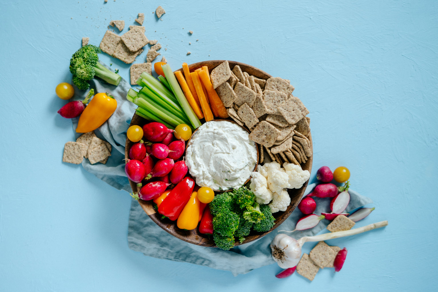 Dip au Cantadou Ail & Herbes avec DAR-VIDA Dippers