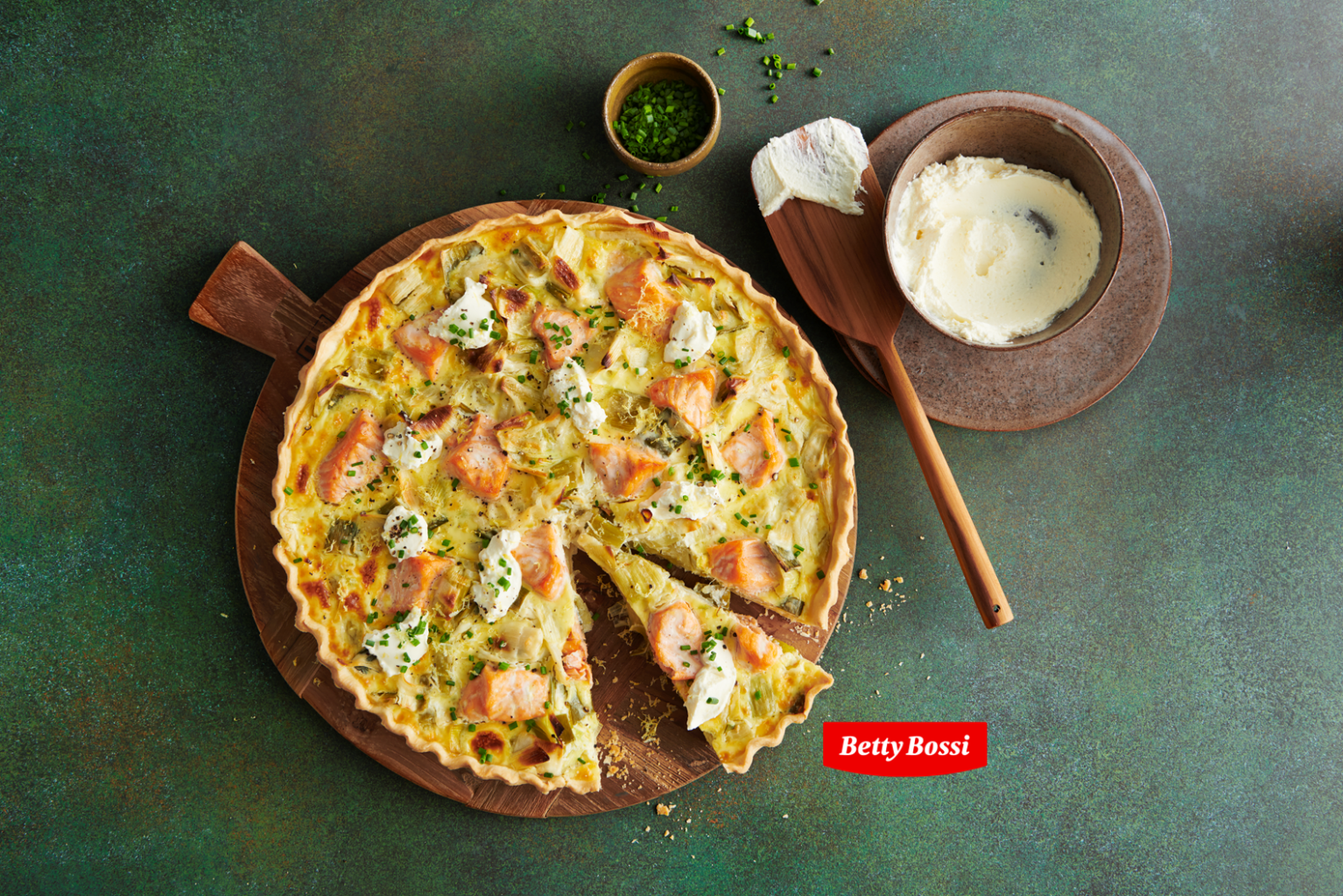 Tarte au saumon, poireaux et Cantadou